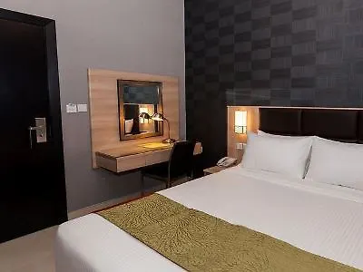 דובאי Florida Square Hotel