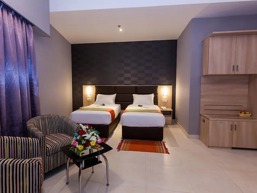 דובאי Florida Square Hotel