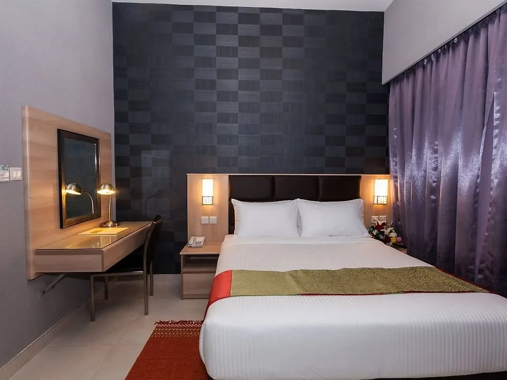 **  Florida Square Hotel Дубай ОАЭ